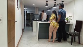 I Bang His Bestie During His Meal Prep