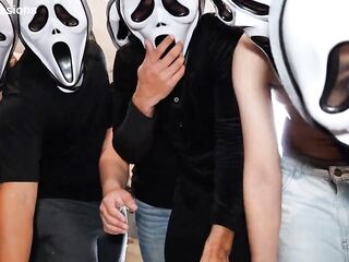 Gang-Screw of a hotwife with 7 lads