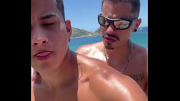 FUDENDO NA PRAIA. - COMPLETO
