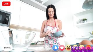 Naughty Simon Kitty Loves 2 Things: Blueberry Muffins & Her Stepbrothers Morning Wood -S26:E8