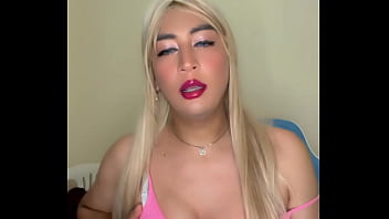Transexual ricas tetas peque&ntilde_as de diabla