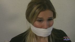 Black Canary Struggling In A Chair Tie With Blair Blouson 4K