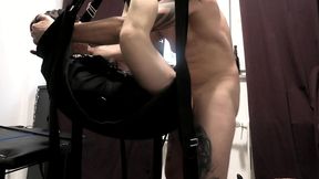 harter fick fur die sklavin auf der schaukel und in zwangsjacke