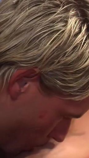 Sexy blonde couple pussy licking pussy fucking