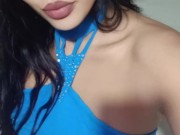 Compartiendo la cama con mi madrastra caliente