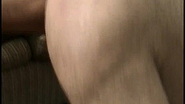 MULHER CASADA O CORNO FICA EM CASA ESPERANDO ELA VOLTAR