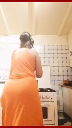 Sarah Fonteyna extrem Fetish Nr5. Cum in food.