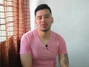 Hombre musculoso me mama mis 19cm de vergota en el cine ! Relato sexual