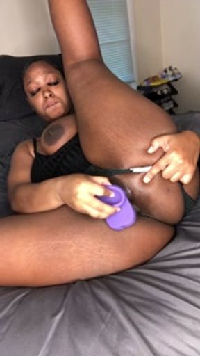 Ebony creampies dildo