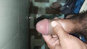 Finger   bathroom
