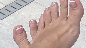 SPLITTING IN MY SLAVES DRY MOUTH TO LUBE IT UP TO CLEAN MY FEET- CUSTOM VIDEO