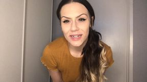 Brooke Is Your Best Friends Mom And Farts For You!