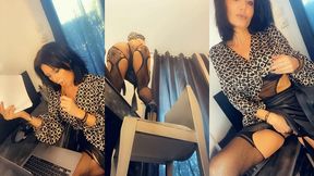 la secreta et son stagiaire