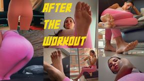 AFTER THE WORKOUT - Gigantic Andrea, playful stomping and sitting 4K