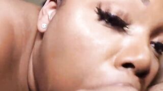 berry gorgeous thick phat ass banging fucks big black cock redzilla