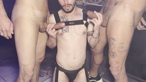 jogadores de futebol apanhados pela orgia durante viagem a sao paulo