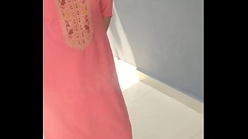 Indian new merried bhabhi riding on devar dick