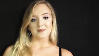The results are striking: this blonde knows how to suck WELL