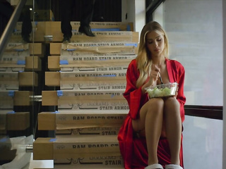 ”Deeper: Hot Model Azul shows her client her naughty side”