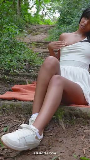 Latina Perfect18 Snip