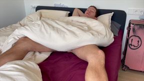 Harry_jen  Solo Jerking off My Thick Cock and Cumming on My Feet