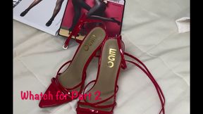 Mrs Mature Feet receives tights as a gift