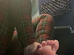 Romy Feet aka romyfeet OnlyFans - Tu aimes me mater dans le