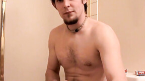 Horny straight stud Maxxx Pound released his load after a softcore jerking & s