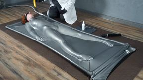 Treatments in a gray vacuum bed with vibro and banana