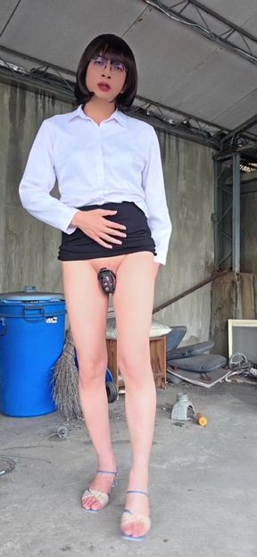 Shemale Tingxuan Wears a Chastity Cage