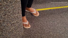 Lots Of Candid Natural Toes