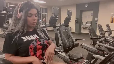 While Working Out In The Gym, She Shoots A Cumshot With Her Sex Toy