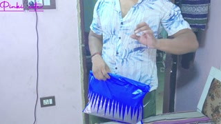 Hot Ravinadesi stepsister Naked in front of Saloon man, During Shaving hairy choot.