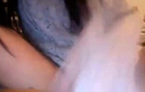 Latina Girl Masturbates with Hair Brush on Webcam
