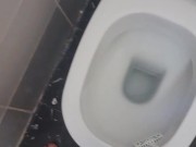 Una grande pisciata molto lunga per veri inte