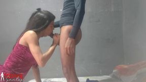 daniela santos recebe a visita do seu vizinho boydotado97 e ele acaba querendo e metendo muito nela bem gostosinho.