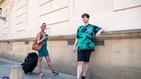 ”Hot COUGAR lost in Prague but finds a helpful boy - Laurua Blond”