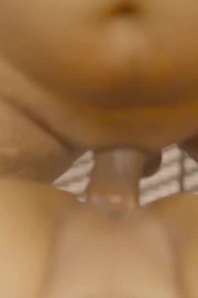 Hot Beautiful Lonely Girl Fucks Delivery Boy