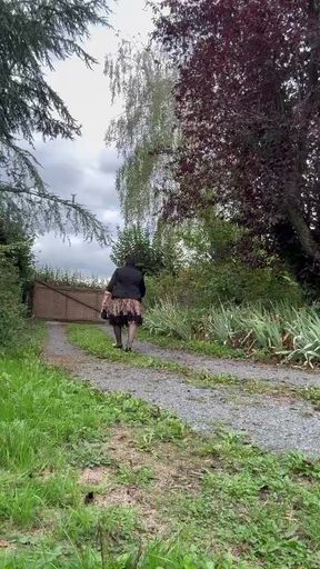 Quick outfit with a leopard skirt with lace for a night out