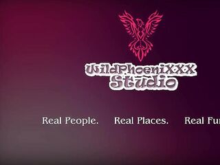 Tiny Honey Kendra Lynn Stuffs Her Shaggy Snatch with Glass Sex-toy on Bed