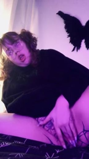 Cute Goth Girl Squirts and Fucks Inked Pussy