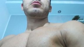 Hot European Muscleman Shows Off His Hot Body