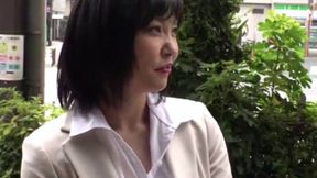 Nanami Mineda's Wife Enjoys Endless Affair Sex With Subordinates During Business Trip