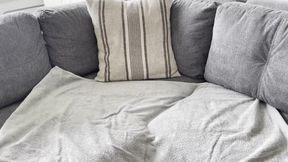 Queer Unexperienced: Sheer pleasure on the sofa