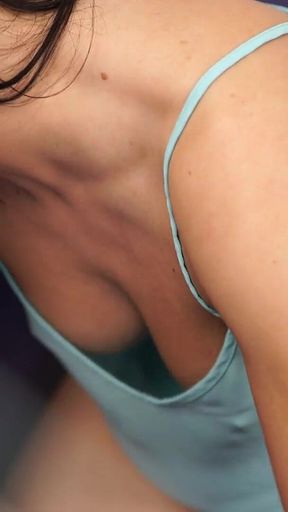 Bonnie - Cleaning Peek - JOI