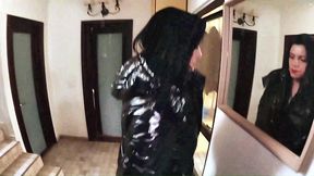 milfycalla – shiny downjacket, jeans & leotard stairway sex (uncut cum on clothes)