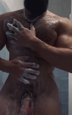 I Use Old Spice Shower Gel to Stay as Great