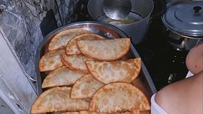 I went to my step aunt's house, and my step cousin gave me pastels and pussy!