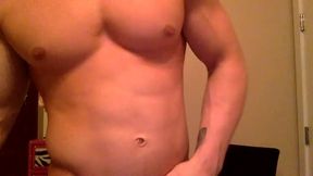 Hot Muscular Guy Bentley Castings Flexes and Shows Bubble Ass on Cam