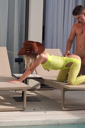 Asian Cowgirl Jumps on Cock Like